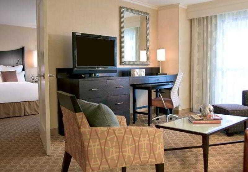 Renaissance North Hills Hotel Raleigh